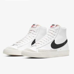Men’s Nike Blazer Mid ‘77 Vintage (size 9.5 MENS)